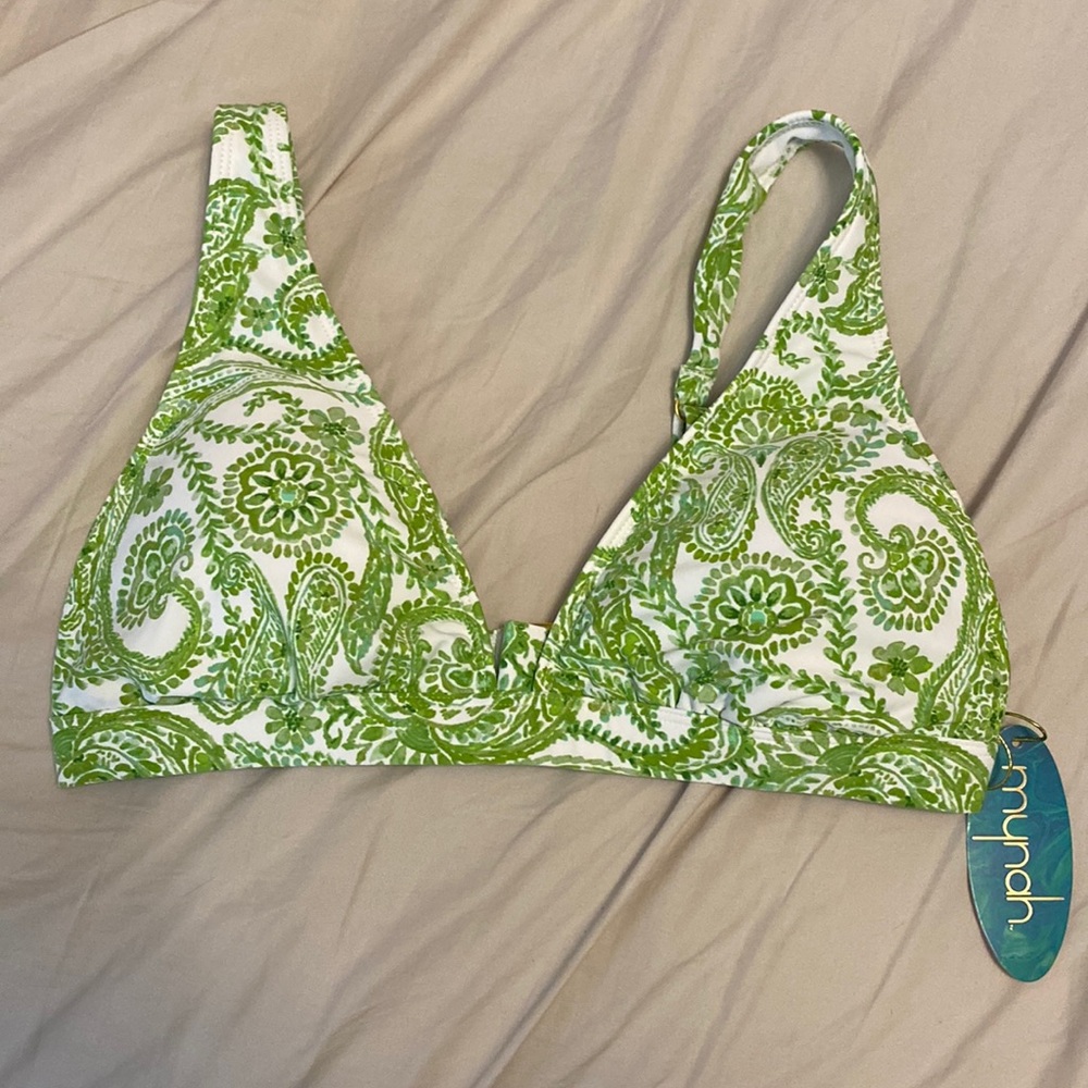 NWT Green Pattern Bikini Top